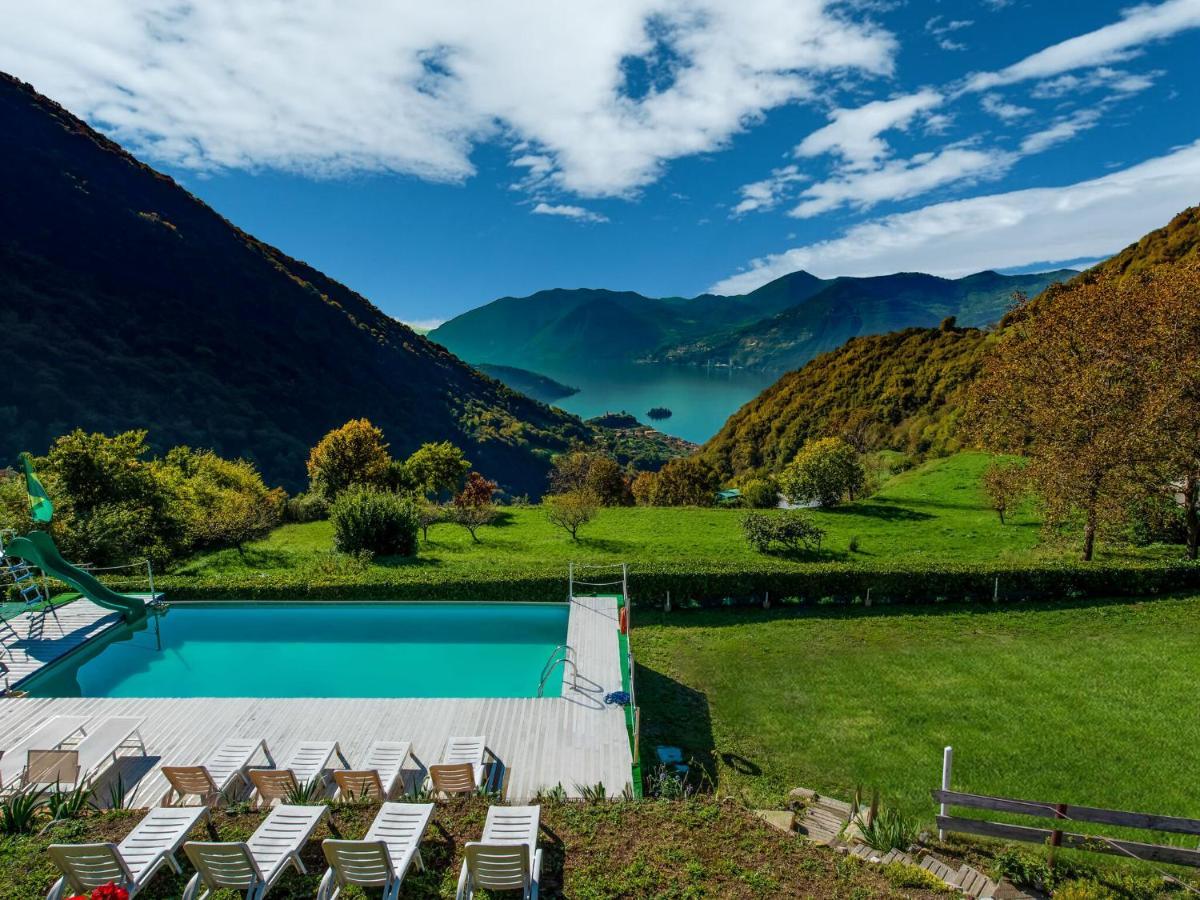 マローネ In A Green And Relaxing Atmosphere With Pool And Stunning Lake Viewヴィラ エクステリア 写真